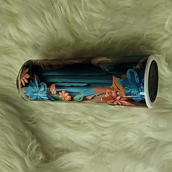 Elsa tumbler - Picture 3 of 3